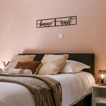 Huswell - Beachfront In Zeebrugge *