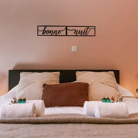 Huswell - Beachfront In Zeebrugge Apartment Brügge